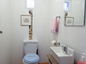 House for RENT with 4 Bedrooms and Swimming Pool in Angeles City Near SM Clark