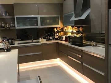 Di jual rumah international village-citraland, surabaya