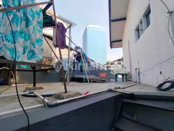 Rumah Luas 150M2 Strategis di Benhil Dekat Scbd & MRT Harga Menarik