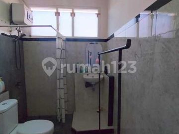 Rumah Luas 150M2 Strategis di Benhil Dekat Scbd & MRT Harga Menarik