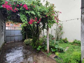 Casa PH en venta en Lanus Este