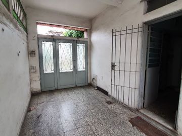 Casa PH en venta en Lanus Este