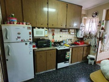 Casa PH en venta en Lanus Este