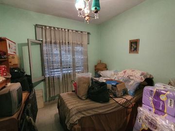 Casa PH en venta en Lanus Este
