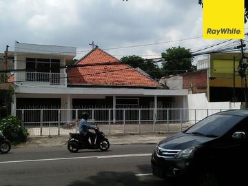 Disewakan Rumah di Jalan Indragiri, Darmo, Surabaya