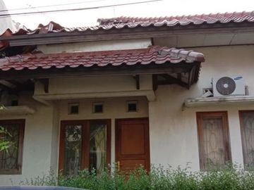 Townhouse 1 lantai, hook, hadap utara, bebas banjir, one gate system, gandul