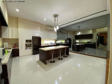 Rumah Bukit Telaga Golf Area komersial