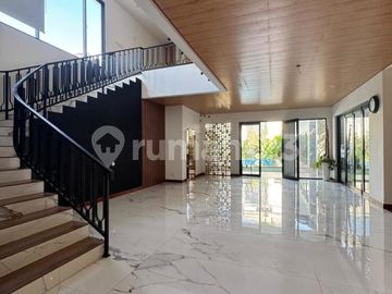 Rumah Mewah Tropical Lengkap Swimpool di Komplek Elit Cinere