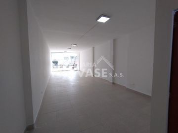 local en arriendo en lleras restrepo. Cod A3098