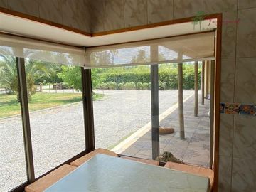 Parcela con 2 casas 8D/4B estar y piscina en Calera de Tango