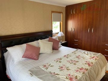 Parcela con 2 casas 8D/4B estar y piscina en Calera de Tango