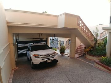SABINOS RESIDENCIAL CASA EN VENTA EN PRIVADA SOBRE BLV PRINCIPAL, ZONA EXCLUSIVA