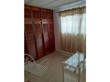 EN VENTA!! Casa en Parques del oeste