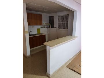 EN VENTA!! Casa en Parques del oeste