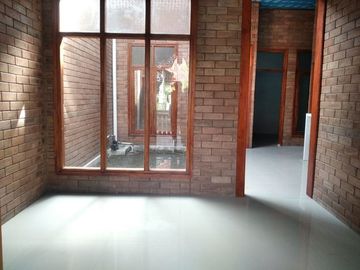 RUMAH MURAH DESAIN CLASSIC LUAS TANAH 101 M2 DI PRAMBANAN
