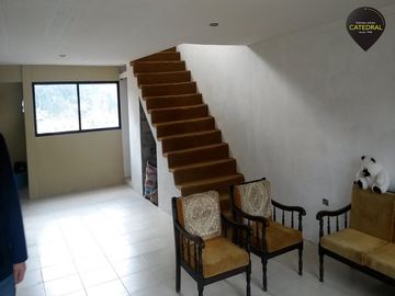 Casa de venta en Vía a Baños - Urb. La Unión – código:11486
