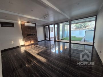 Casa de Lujo en arriendo.