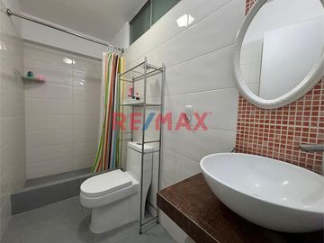 ✨ ¡Descubre tu nuevo hogar en San José de California ✨

Este fascinante departamento dúplex te espera en 📍 San José de California, ofreciéndote como
