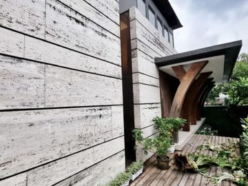 RUMAH MODERN at Jl PANGLIMA POLIM, PANGPOL, KEBAYORAN BARU