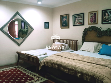 DIJUAL RUMAH MEWAH ALA VILLA DI BINTARO SEKTOR  9 ADA KOLAM RENANG