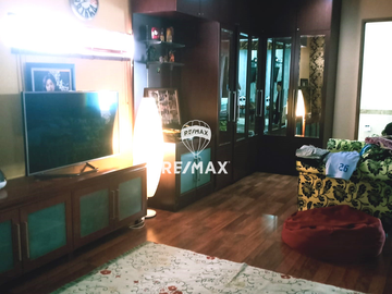 DIJUAL RUMAH MEWAH ALA VILLA DI BINTARO SEKTOR  9 ADA KOLAM RENANG