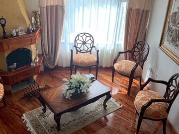 Casa Pusuquí - San Gregorio 1: Vendo Hermosa Casa Acabados De Primera Zona Residencial Privada