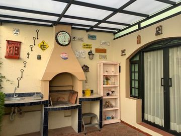 Casa Pusuquí - San Gregorio 1: Vendo Hermosa Casa Acabados De Primera Zona Residencial Privada