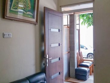 DIJUAL RUMAH MINIMALIS 2 LANTAI KAMAR 5 SULFAT PANDANWANGI