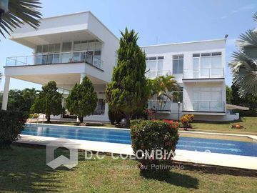 VENTA de CASAS en ANAPOIMA