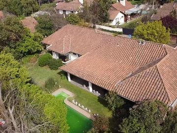 Casa en arriendo de 5 dorm. en Talca