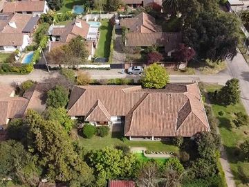 Casa en arriendo de 5 dorm. en Talca