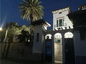 ESPECTACULAR CASTILLO . IDEAL  EMPRENDIMIENTO HOTELERO .  RESTO , HOSTEL   EXCELENTE UBICACION . VISTA