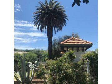 ESPECTACULAR CASTILLO . IDEAL  EMPRENDIMIENTO HOTELERO .  RESTO , HOSTEL   EXCELENTE UBICACION . VISTA