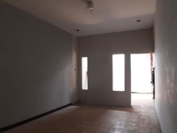 Rumah Super Murah Baru Renovasi di Kutisari Indah Utara Kota Surabaya