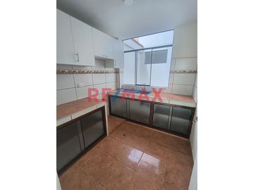 🌟 ¡OPORTUNIDAD ÚNICA EN TRUJILLO! 🌟

¿Estás buscando un hogar acogedor y moderno en una ubicación privilegiada? ¡Descubre este hermoso departamento
