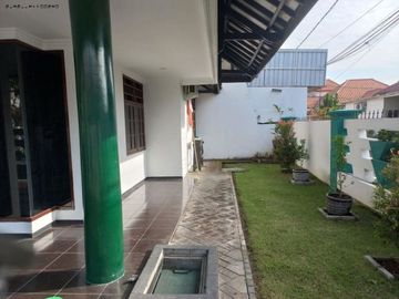 Rumah klampis jalan kembar Full furnished
