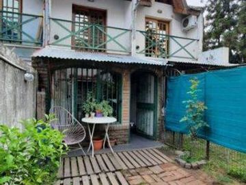 Triplex en Venta en Lanus Este