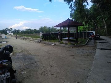 Hunian Harga Murah Dalam Cluster Di Perumahan Elit Prambanan, Siap KPR