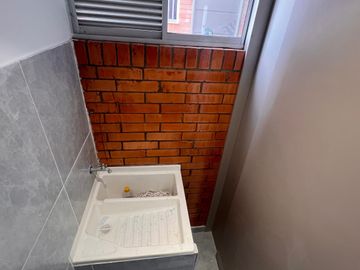 VENTA DE APARTAMENTO EN FLORIDABLANCA REFORMADO Area 40 Metros. Cod V23872
