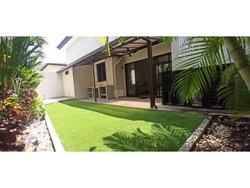 SE VENDE CASA EN PANAMA PACIFICO