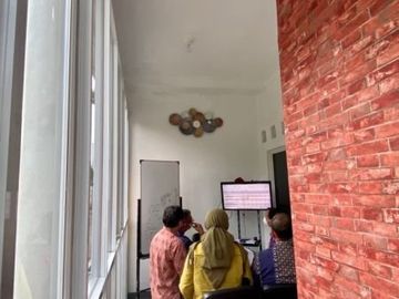 Dijual Murah Rumah Kantor di Jln Durian Raya Jagakarsa Jakarta Selatan