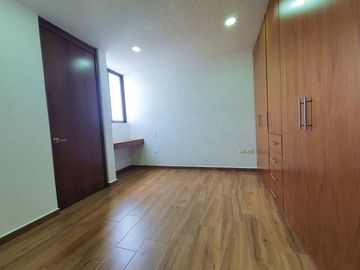 Casa en Venta  con Estudio o 4a Rec y amplio Roof Garden Parque México