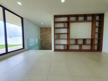 Casa en Venta  con Estudio o 4a Rec y amplio Roof Garden Parque México
