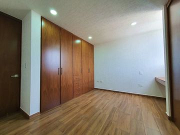 Casa en Venta  con Estudio o 4a Rec y amplio Roof Garden Parque México