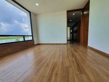 Casa en Venta  con Estudio o 4a Rec y amplio Roof Garden Parque México