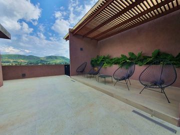 Casa en Venta  con Estudio o 4a Rec y amplio Roof Garden Parque México