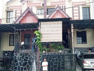 Dijual rumah vila tengah kota rangkasbitung