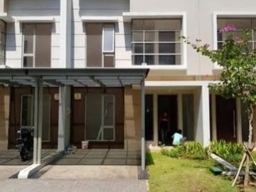 Rumah Golf Island PIK, uk 6x15, Kondisi Terawat, Siap Huni !!