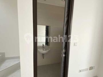 Dijual Rumah di Harmony Golf Pik 1 , bisa Gandeng, Murah