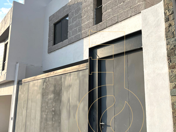 OPORTUNIDAD PREVENTA DE CASA CON DISEÑO EXCLUSIVO